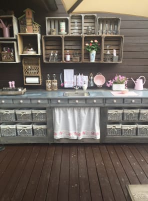 Hjemmesnekret utekjøkken