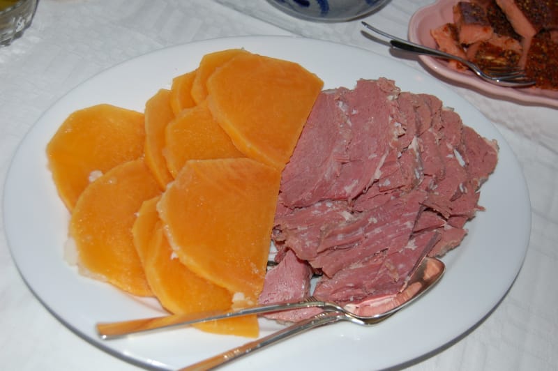 Saltet fårelår med kålrot er alltid en del av julefrokosten