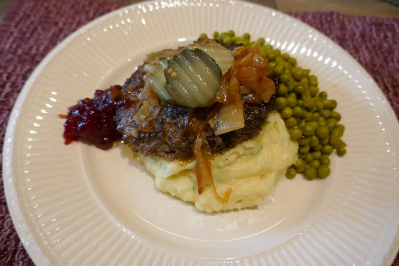 Hjortekarbonader med potetpuré