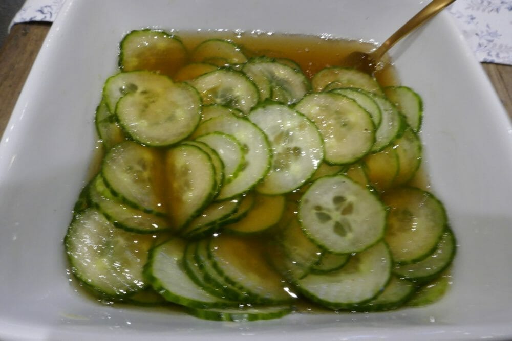 Agurksalat med asiatisk vri