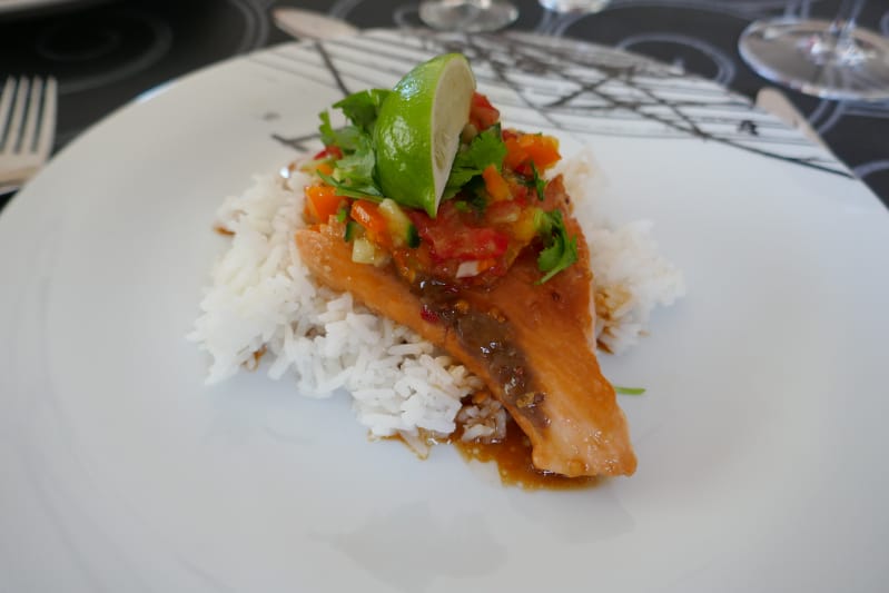 Ukesmeny for uke 37 Minas thailaks med en liten tvist