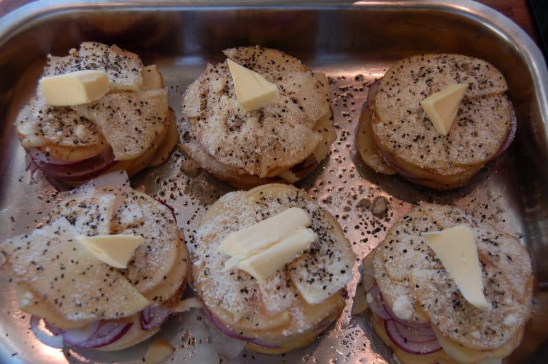 Potet- og løkstabler 