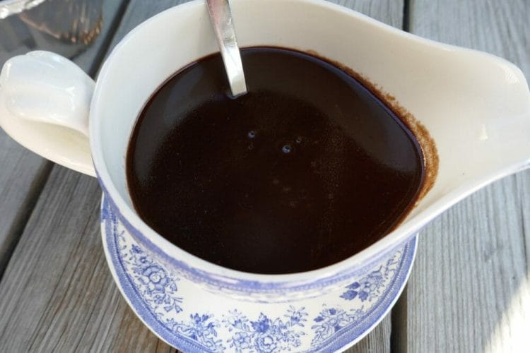 Rødvinssaus til lam Rødvinssaus til lam