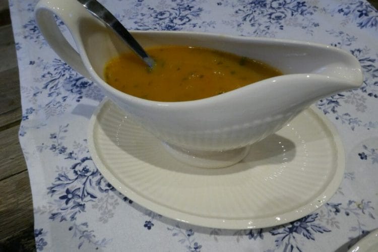 Appelsinsaus til kylling eller and Appelsinsaus til kylling eller and