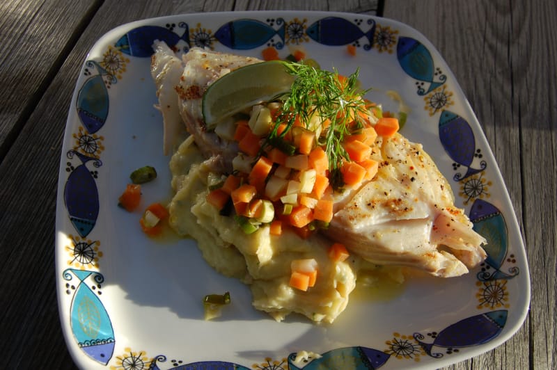 Grillet kveite med spennende tilbehør