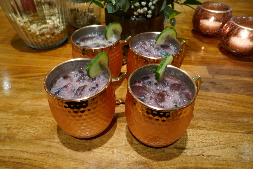 Blåbær og agurk Moscow Mule