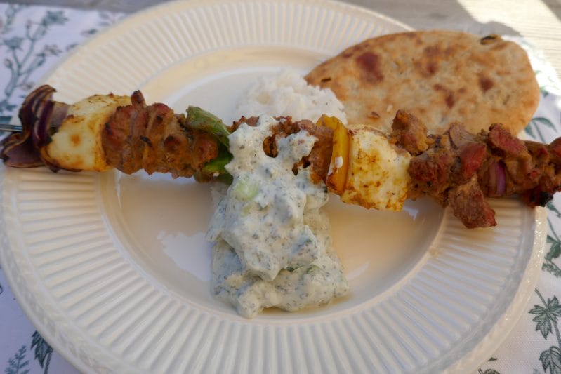 Grillspyd med lam og paneer