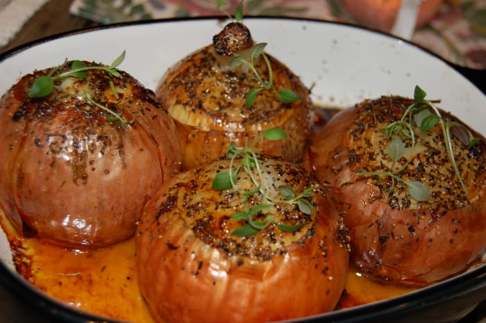 Oven-baked onions Oven-baked onions