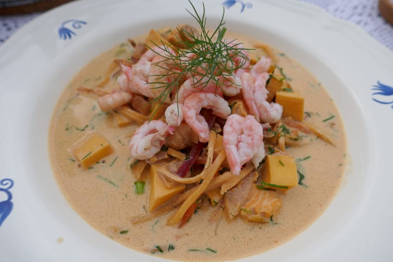 Fiskesuppe med fiskepudding