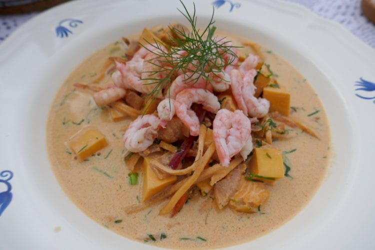 Fish soup with fish pudding Fish soup with fish pudding