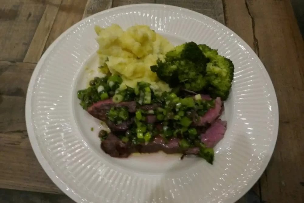 Oksefilet med potetmos og gremolata