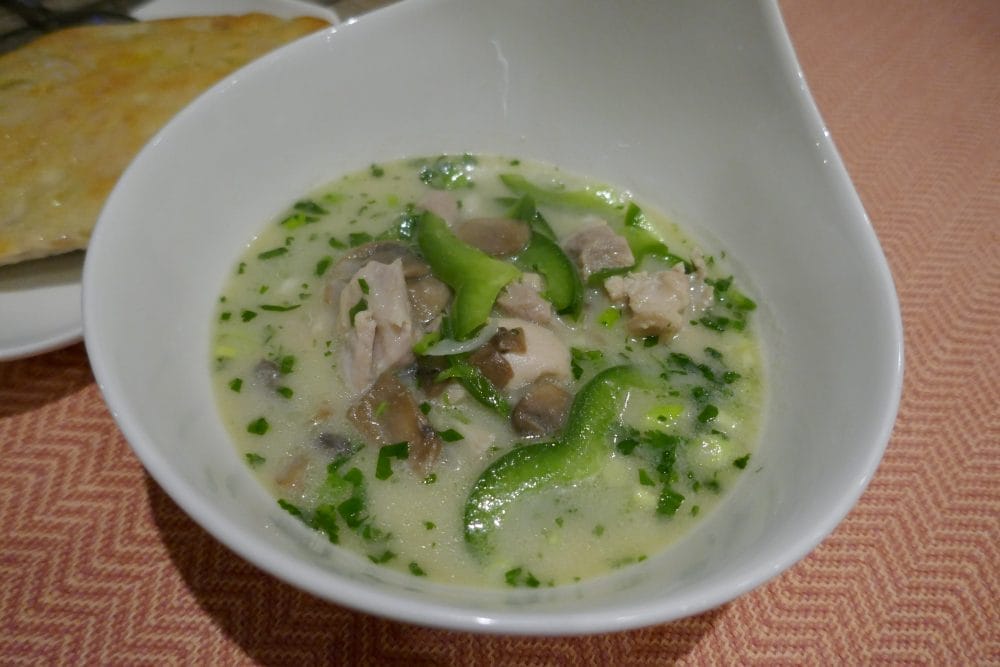 Grønn curry kyllingsuppe Grønn curry kyllingsuppe