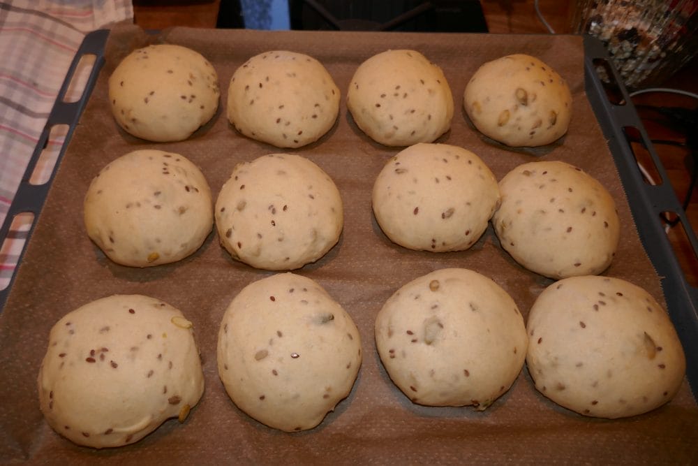 Fine rundstykker med frømiks