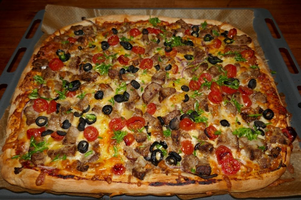 Frikadellepizza Frikadellepizza