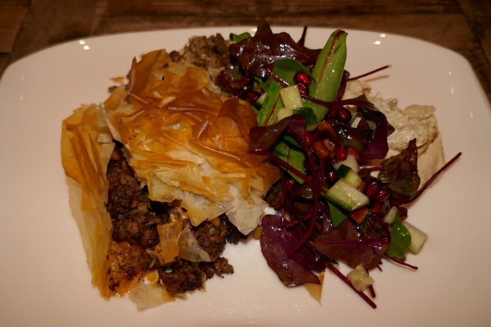 Lammefilopai med salat