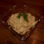 Perfekt rekesalat til pølser og annen grillmat