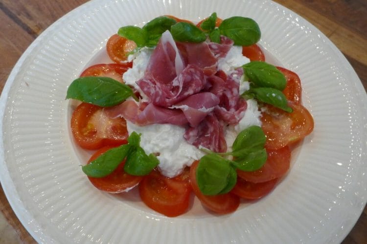 Caprese burrata Caprese burrata