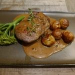 Entrecôte med rosépeppersaus