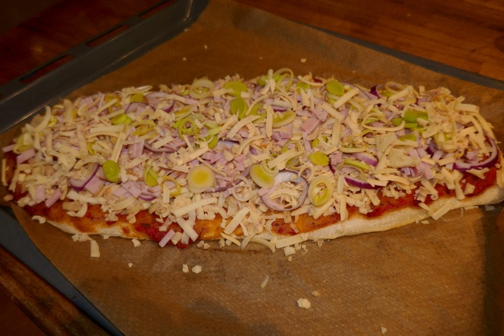 Pinsa med kokt skinke