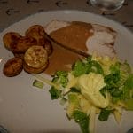 Mammas kalkun med mangosalat og fløtesaus