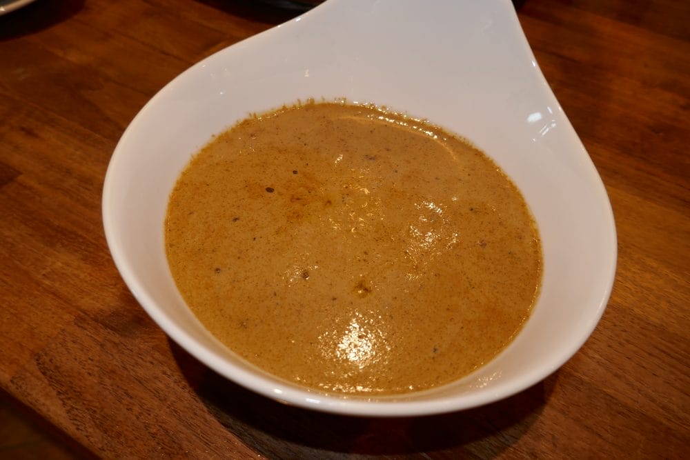 Blåskimmelsaus med cognac og syltet pepper