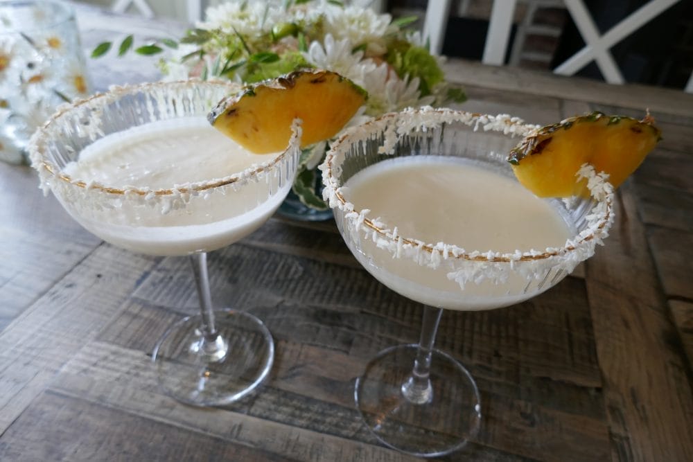 Kokos- og ananasmartini