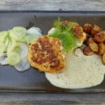 Gjeddekaker med potetknotter og fennikelsaus