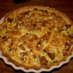 Kantarellpai med bacon og purre