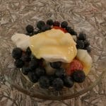 Bær med vaniljekesam og eggelikør