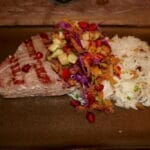 Libanesisk tunfisk med ris og salat