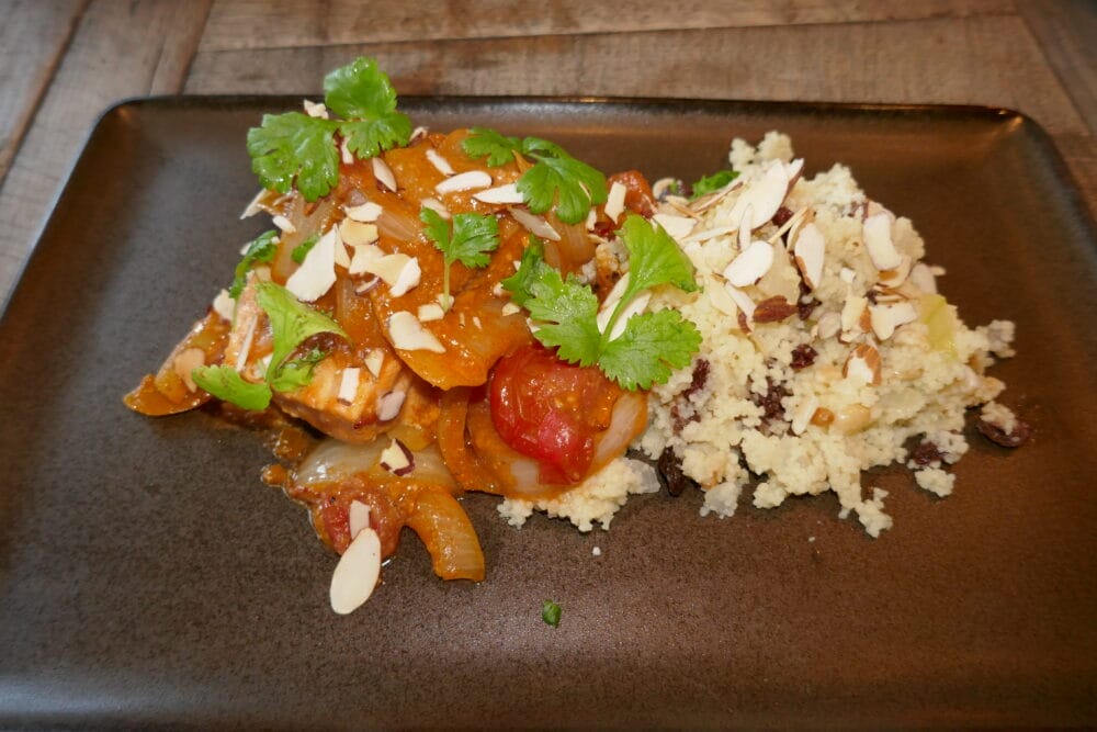 Fisketagine med safran og mandelflak