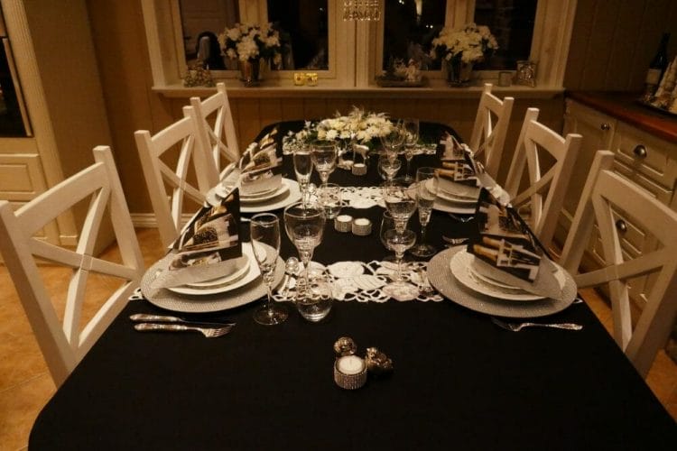 New Year's Eve - covering and decorating in black, white and silver