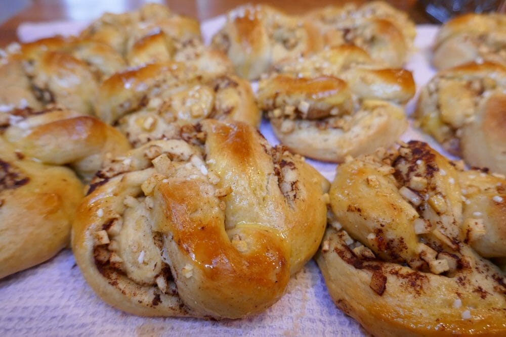 Kanelknuter med epler