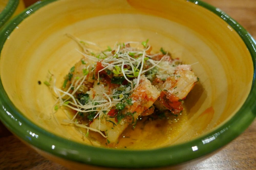 Italiensk forrett med argentinske villreker eller scampi