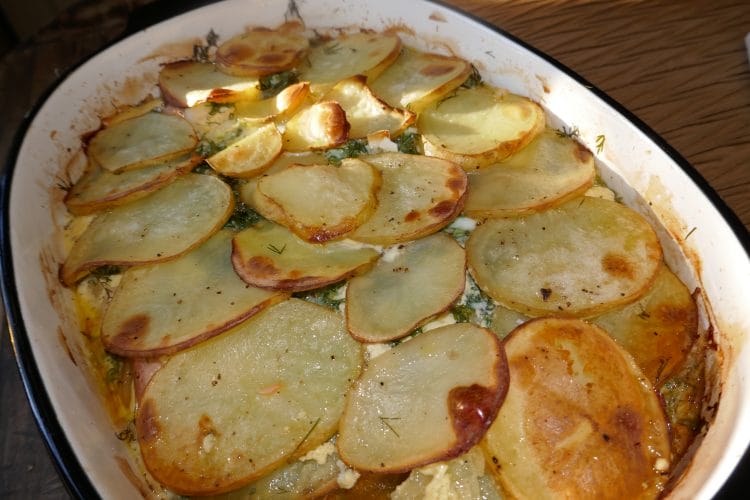 Lohipaistos - gravlax and potato form