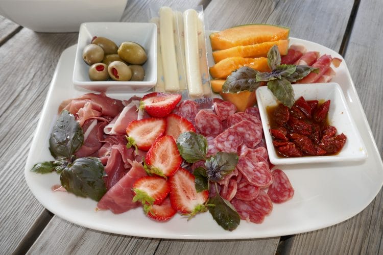 Weekly menu for week 33 An easy Italian cured meat dish