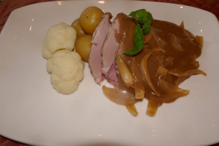 Pork roast in sous vide with old-fashioned brown sauce