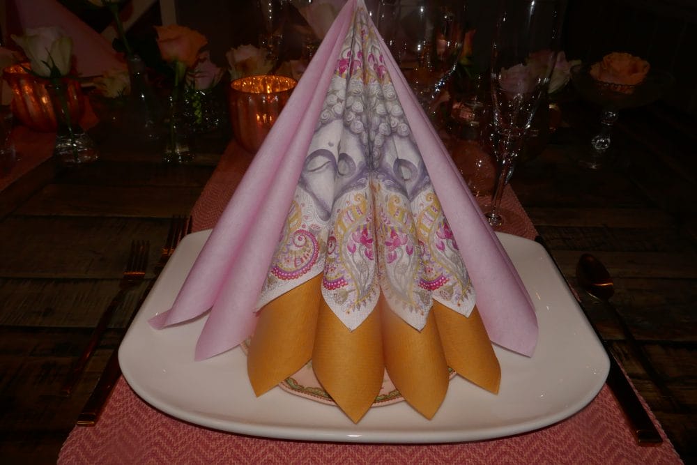 Thailandsk borddekking