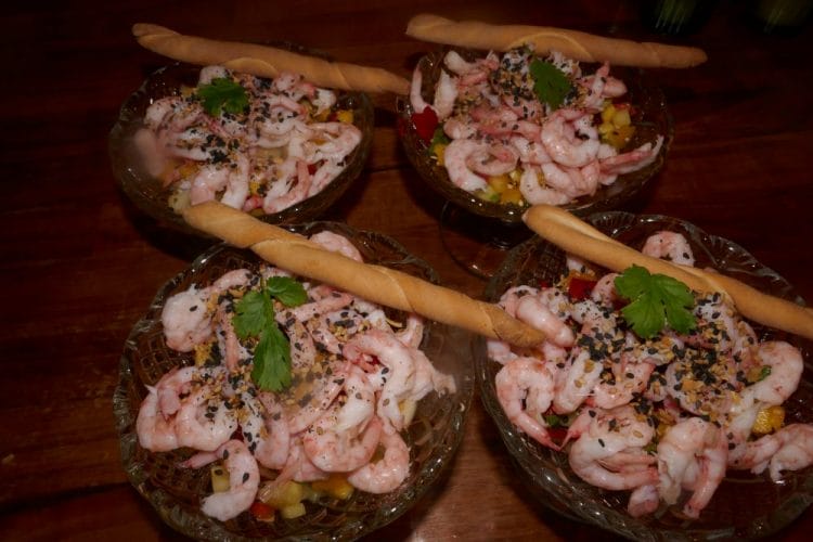 Shrimp cocktail with taste of the East Shrimp cocktail with taste of the East