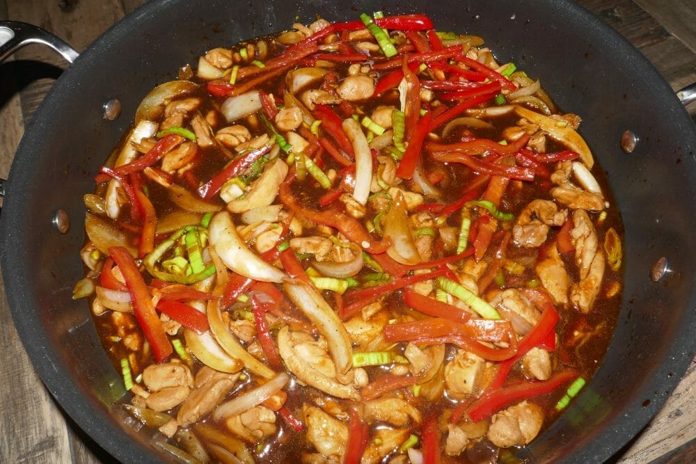 Kylling i svartpeppersaus