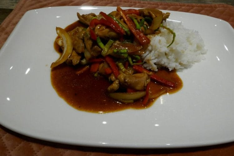 Chicken in black pepper sauce Chicken in black pepper sauce