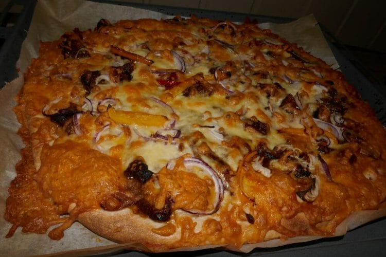 Asian beef pizza Asian beef pizza