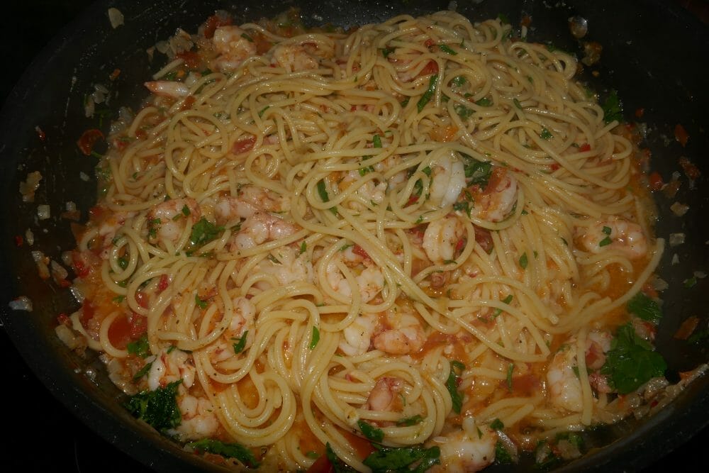 Spaghetti with wild prawns