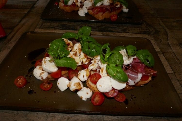 Tomato bruschetta Tomato bruschetta