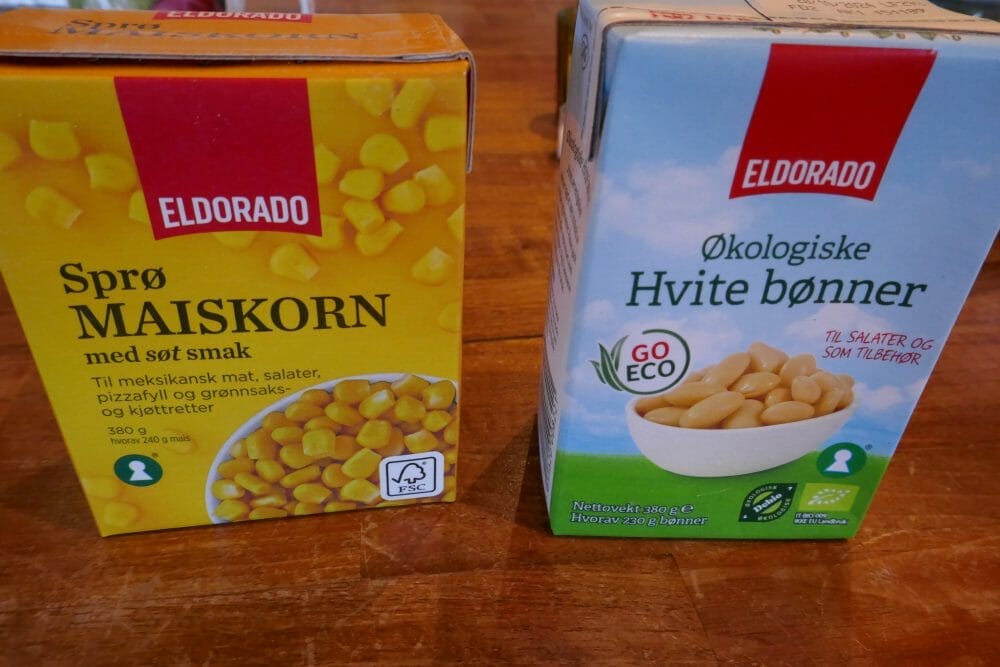 Starten på bønnesuppe med mais