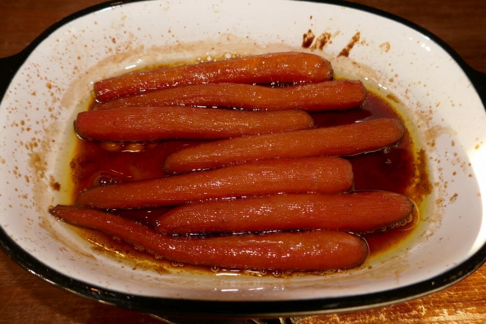 Karamelliserte gulrøtter Karamelliserte gulrøtter