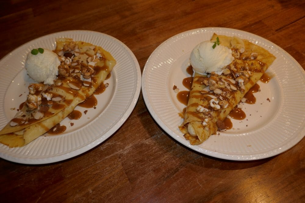 Pannekaker med banan og is Pannekaker med banan og is