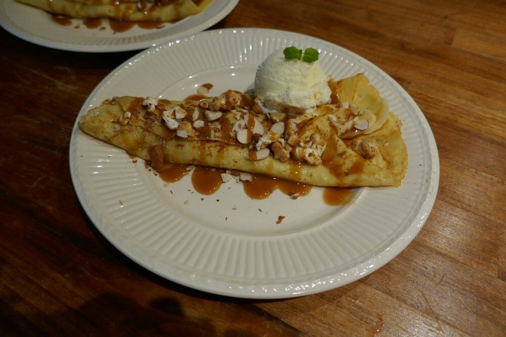 Ukemeny for uke 40 Pannekaker med banan og is