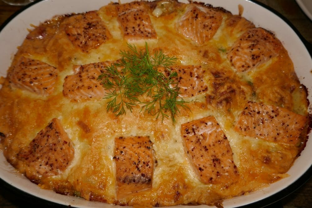 Ukemeny for uke 23 Alt-i-en-form-laks