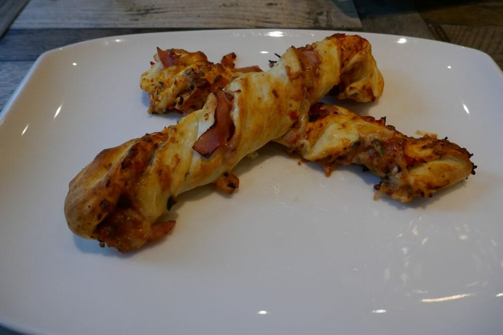 Pizza twisters Pizza twisters